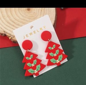** BRAND NEW RED HOLLY TREE EARRINGS